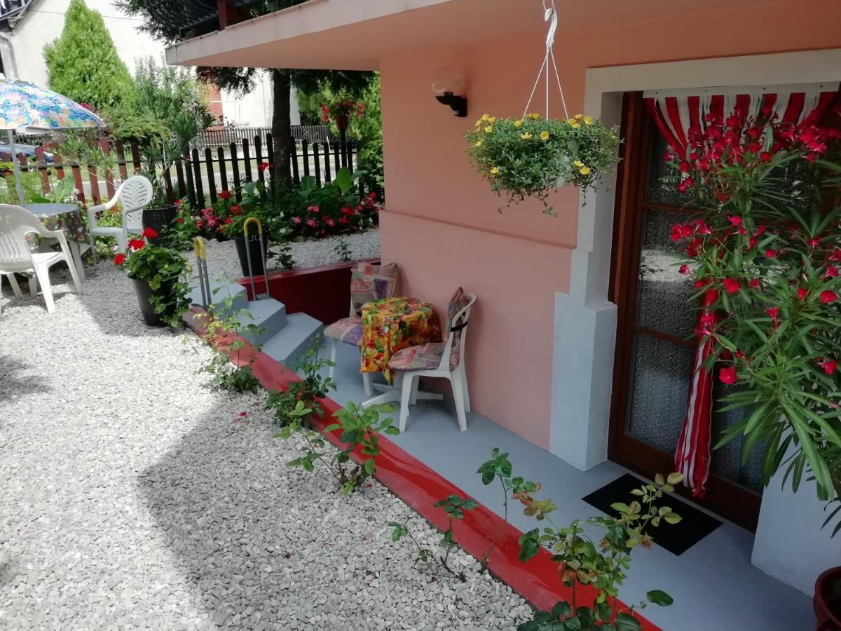 Ilona Kis Kastély Panzió Hotel Keszthely Exterior foto